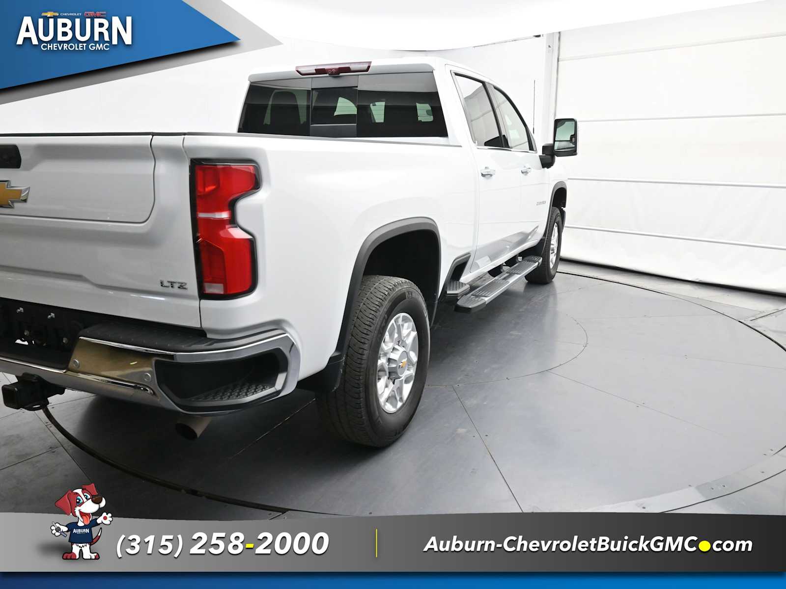 2024 Chevrolet Silverado 2500HD LTZ photo 3