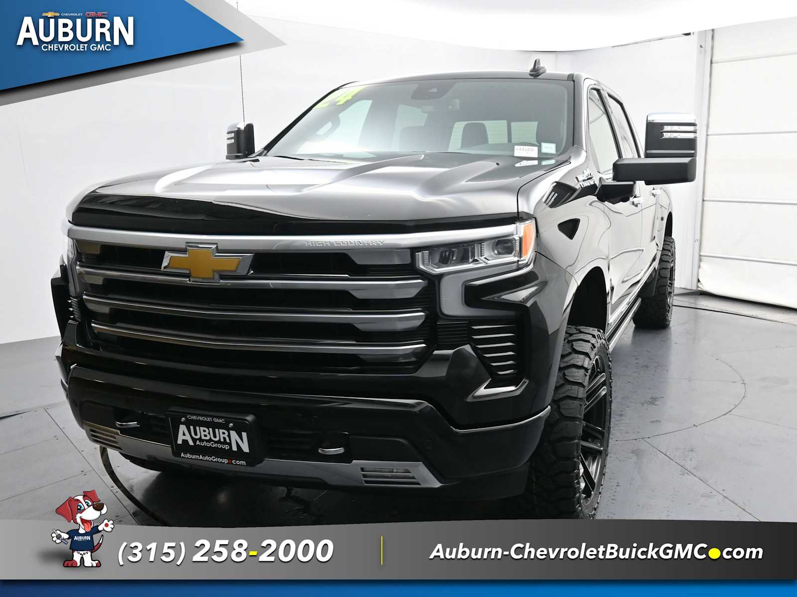 2024 Chevrolet Silverado 1500 High Country photo 2