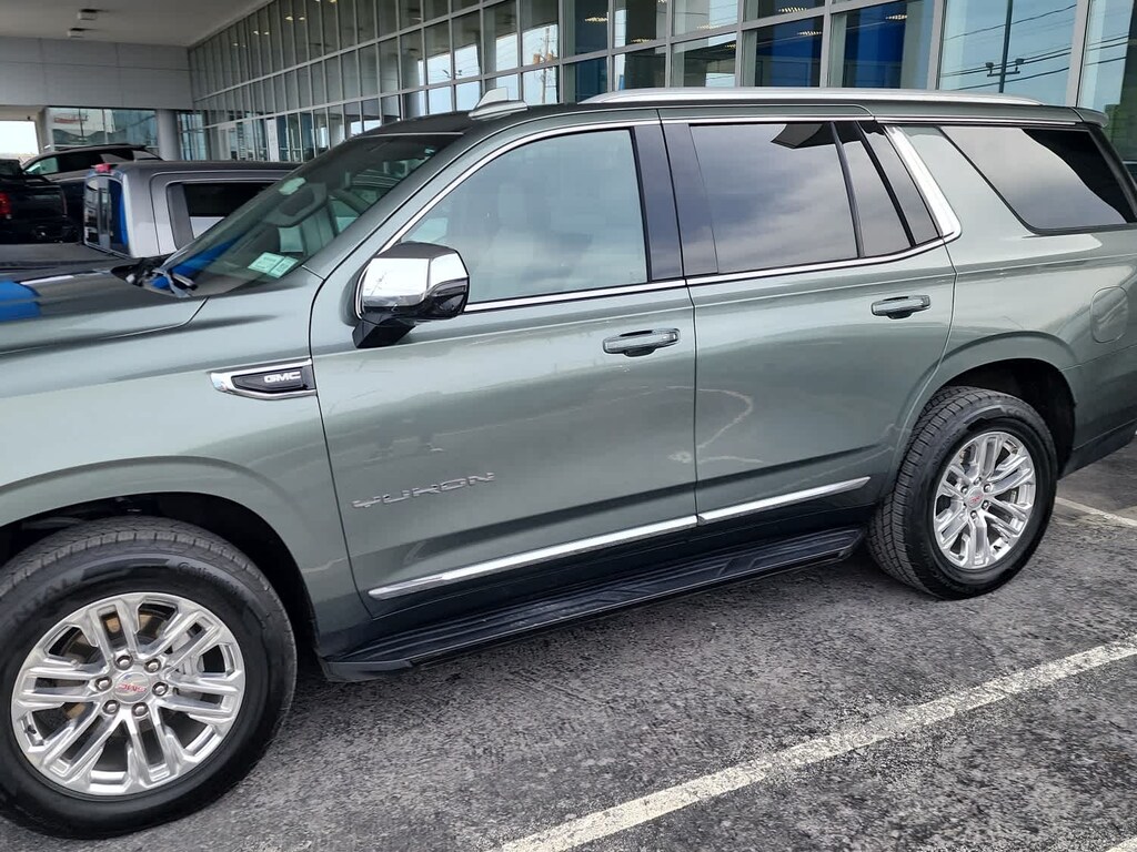 Used 2023 GMC Yukon SLT SUV