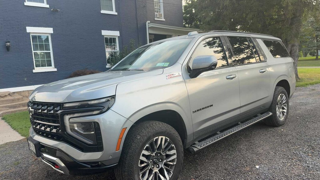 Used 2025 Chevrolet Suburban Z71 SUV