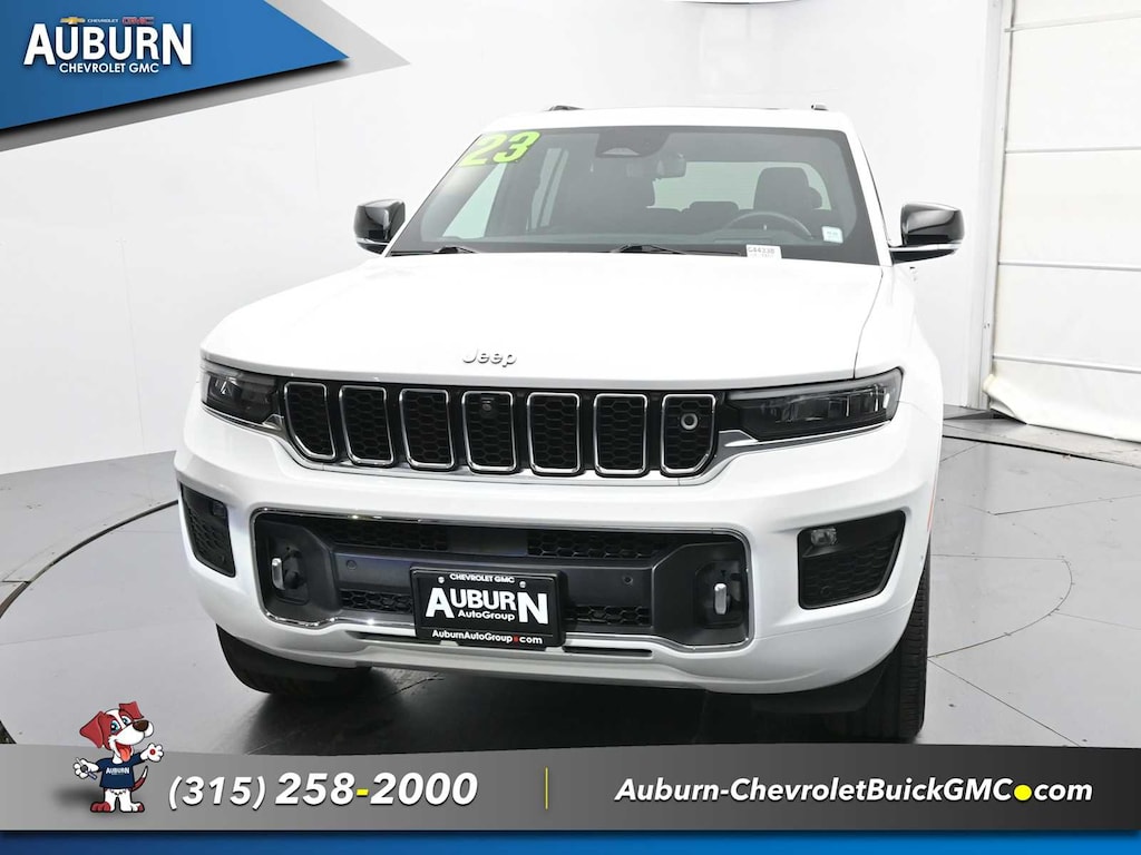 Used 2023 Jeep Grand Cherokee Overland SUV
