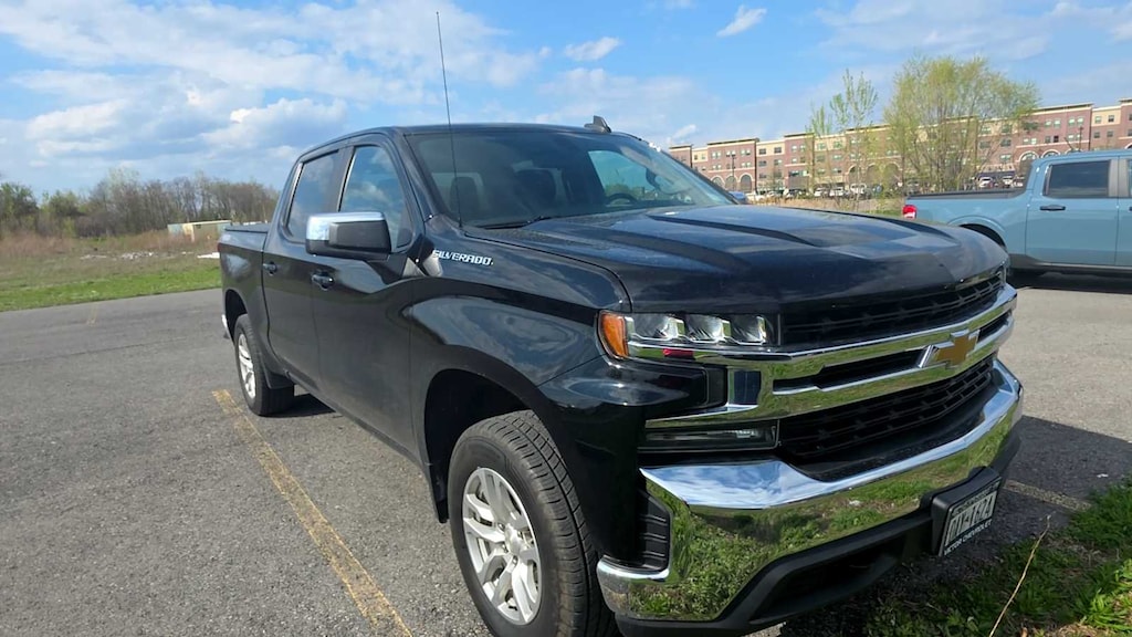 Used 2021 Chevrolet Silverado 1500 LT Truck Crew Cab