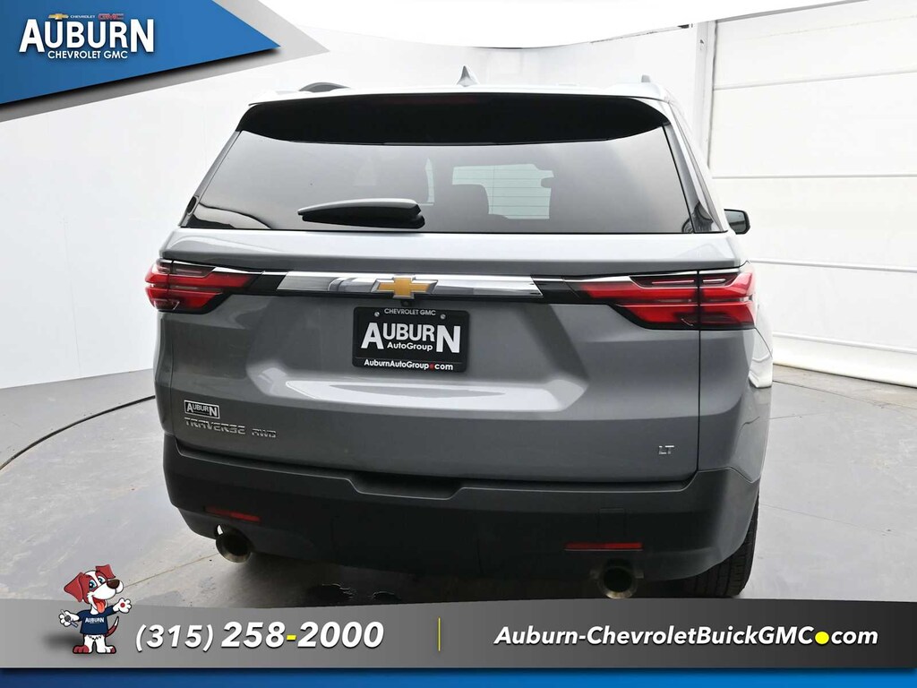 Used 2023 Chevrolet Traverse LT Cloth SUV
