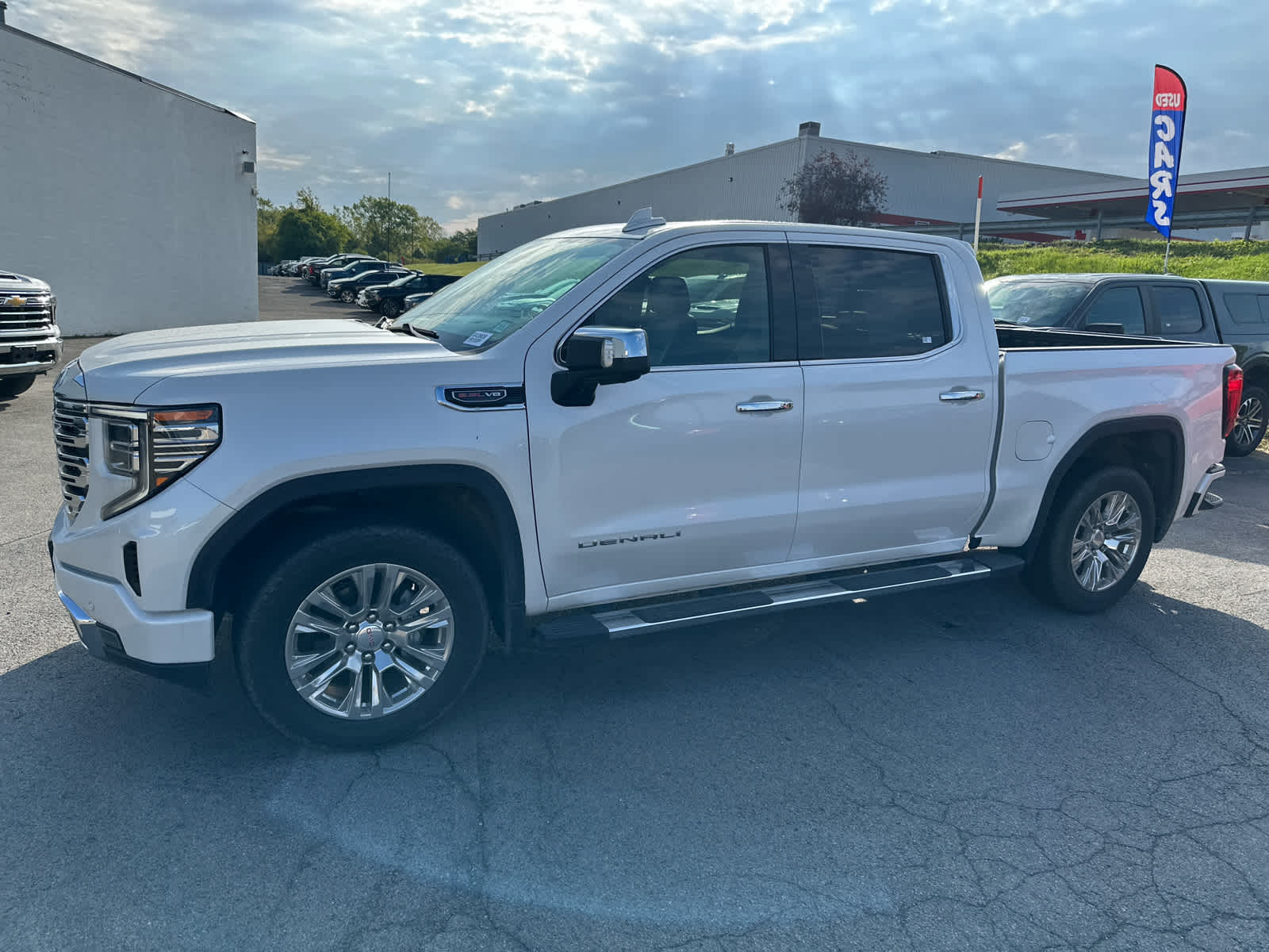 2022 Gmc Sierra 1500 Denali photo 2