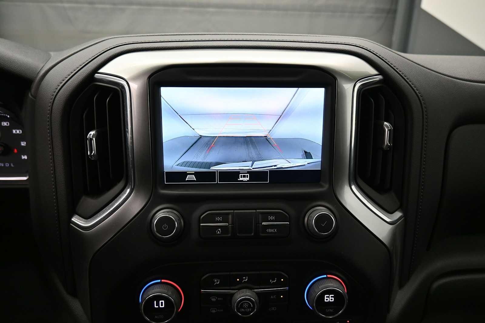 2022 Chevrolet Silverado 1500 Limited RST - Photo 8