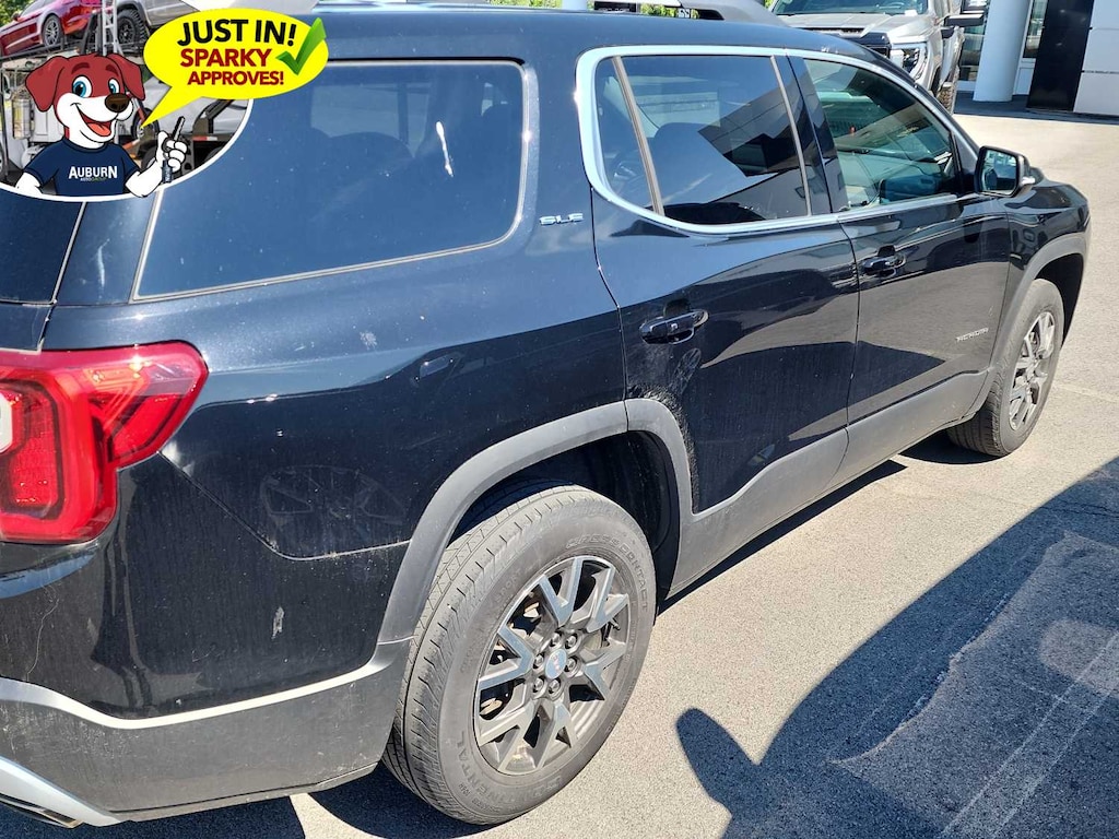 Used 2023 GMC Acadia SLE SUV