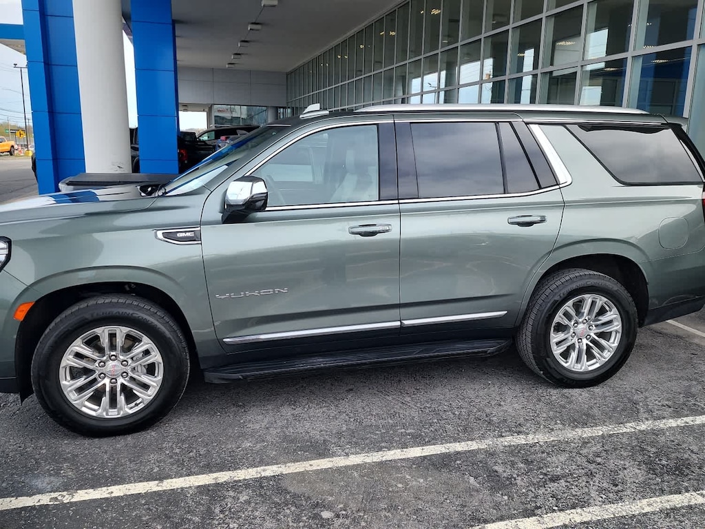 Used 2023 GMC Yukon SLT SUV