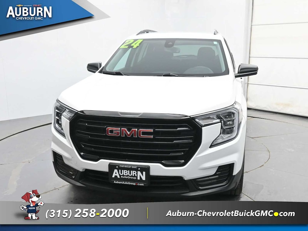 Used 2024 GMC Terrain SLE SUV