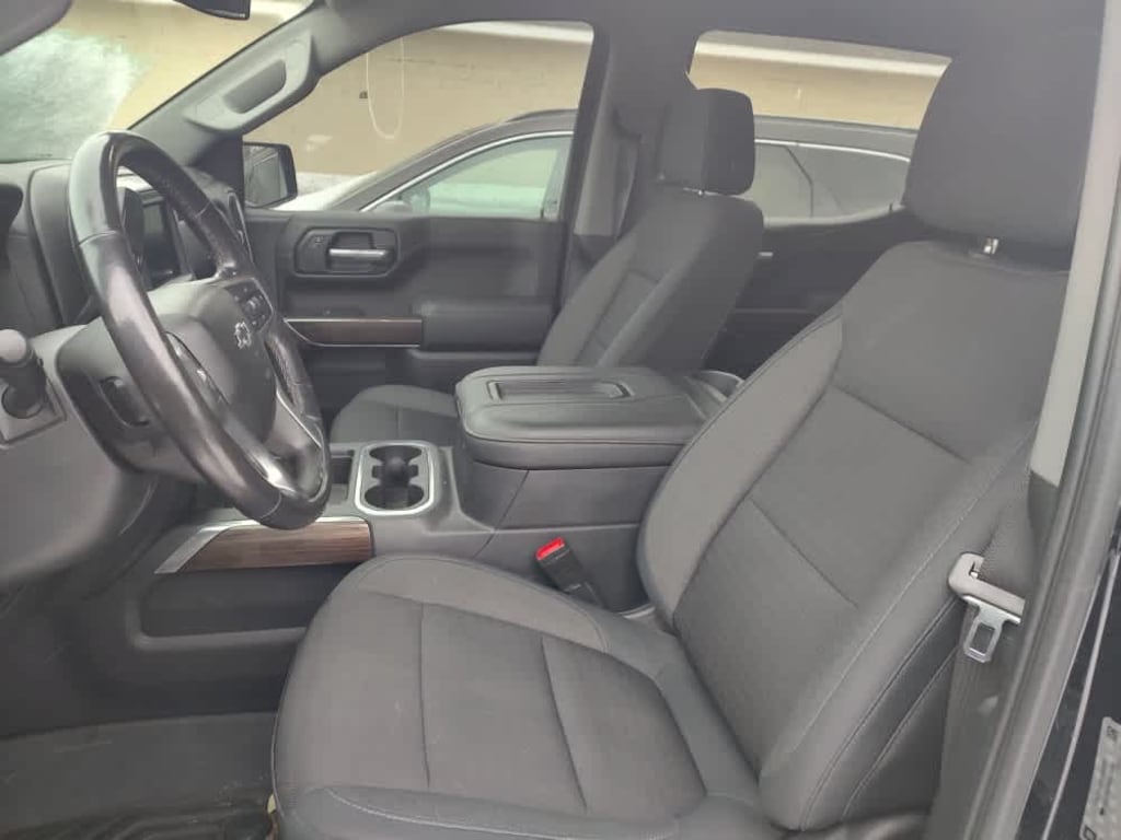 Used 2019 Chevrolet Silverado 1500 RST 4WD Crew Cab 147 4WD Crew Cab 147