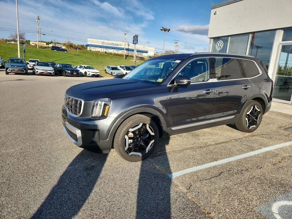Used 2024 Kia Telluride S SUV