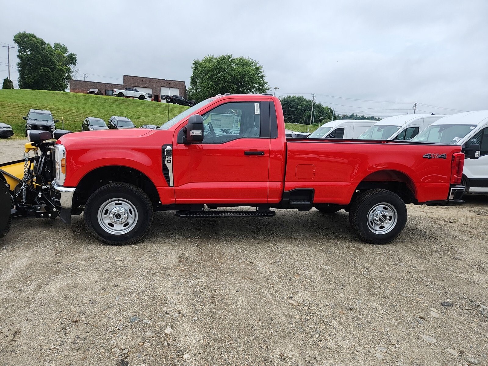 2023 Ford F-250 XL photo 3