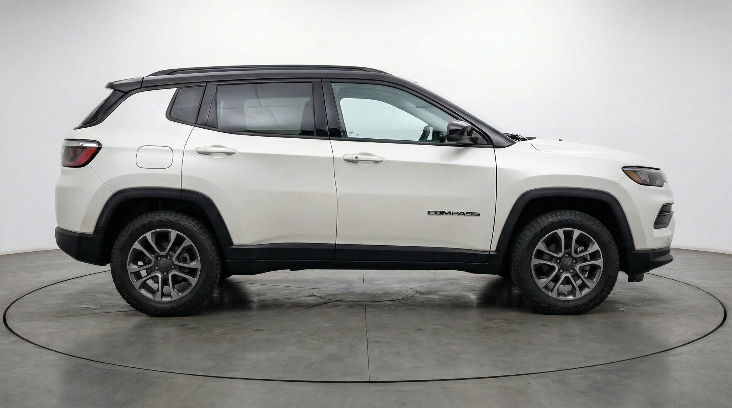 Thumbnail: 2025 Jeep Compass - 8