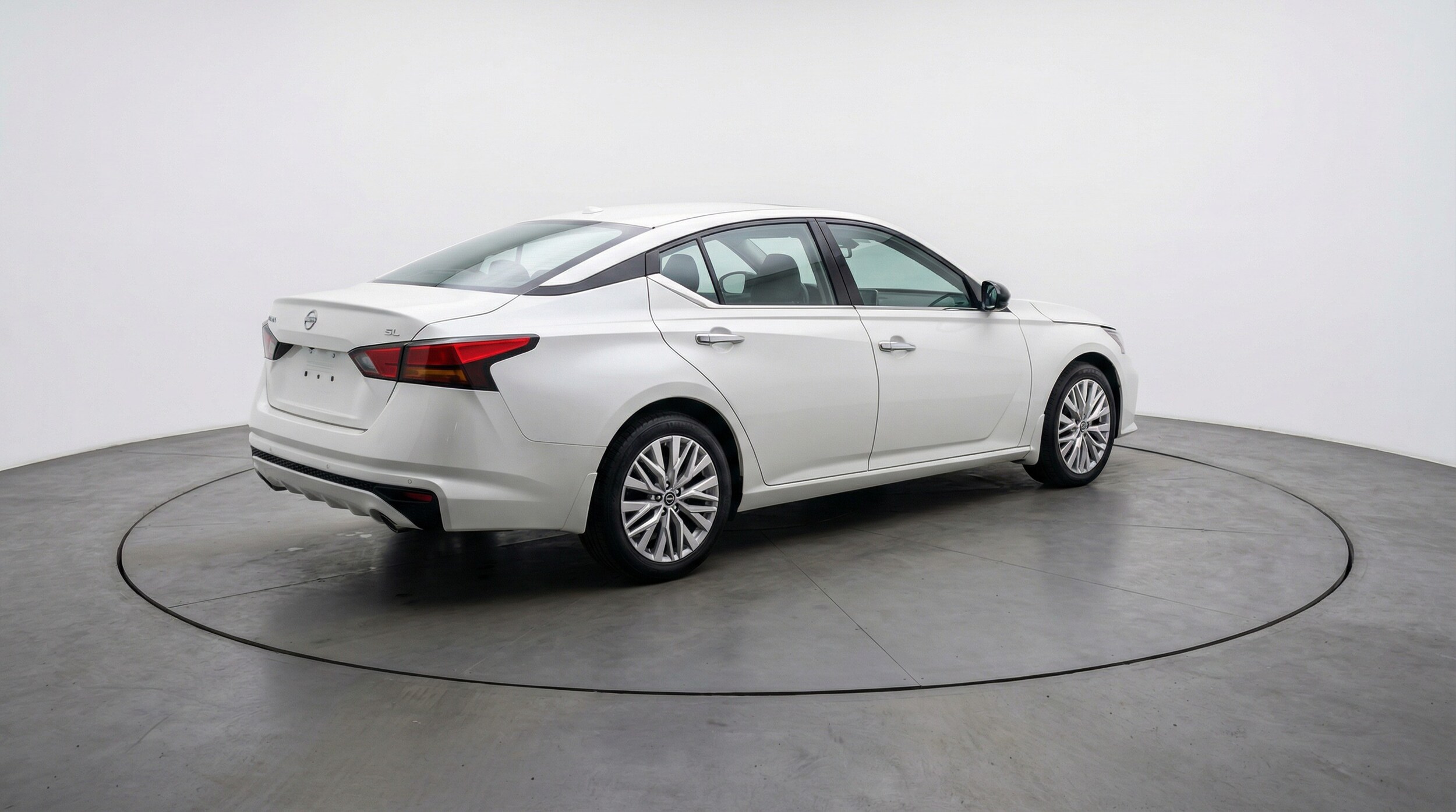 Thumbnail: 2025 Nissan Altima - 7