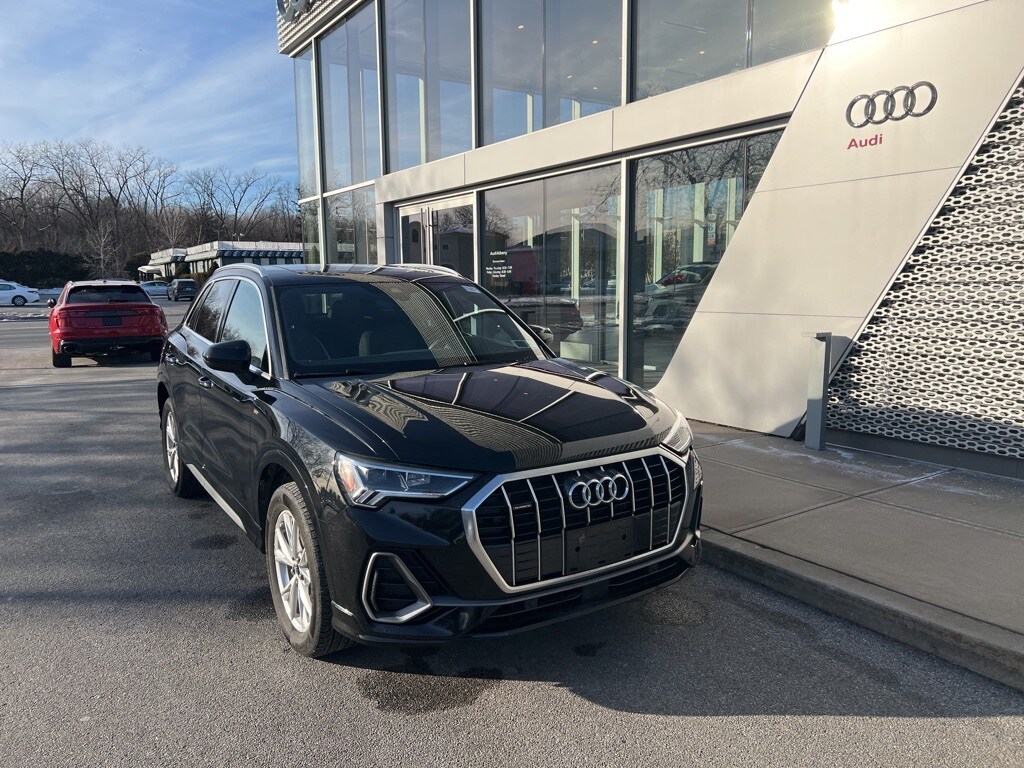 Certified 2023 Audi Q3 Premium SUV