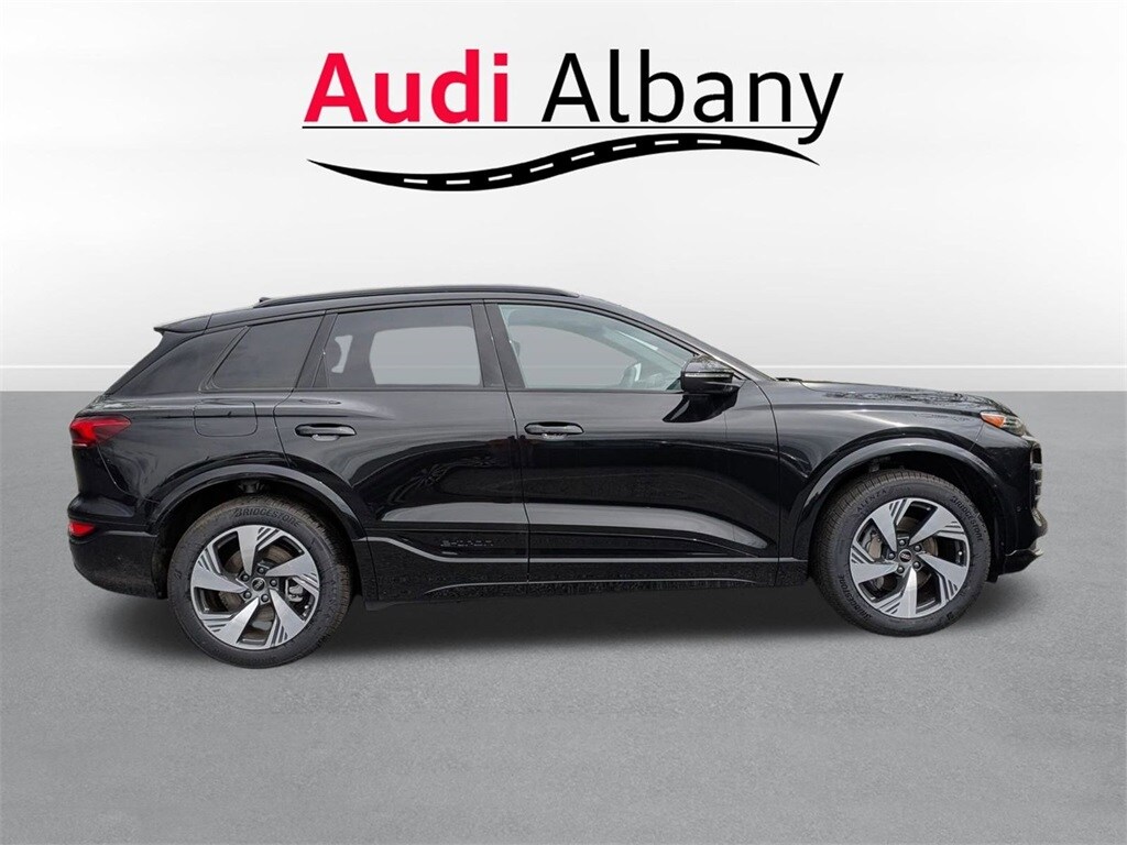 2025 Audi Q6 E-tron Premium Plus photo 3