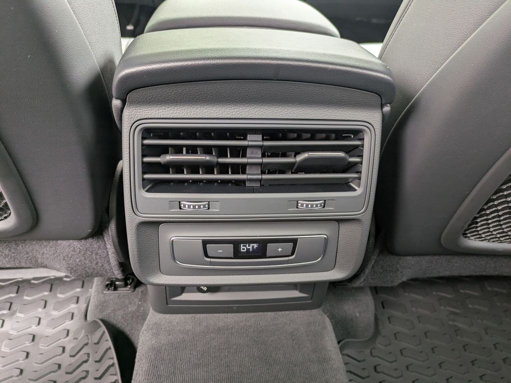2023 Audi Q7 Premium - Photo 19