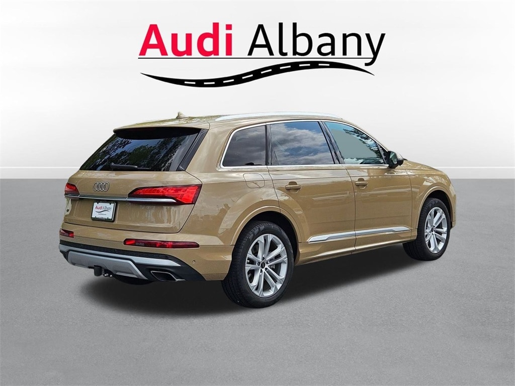 Certified 2025 Audi Q7 45 Premium SUV