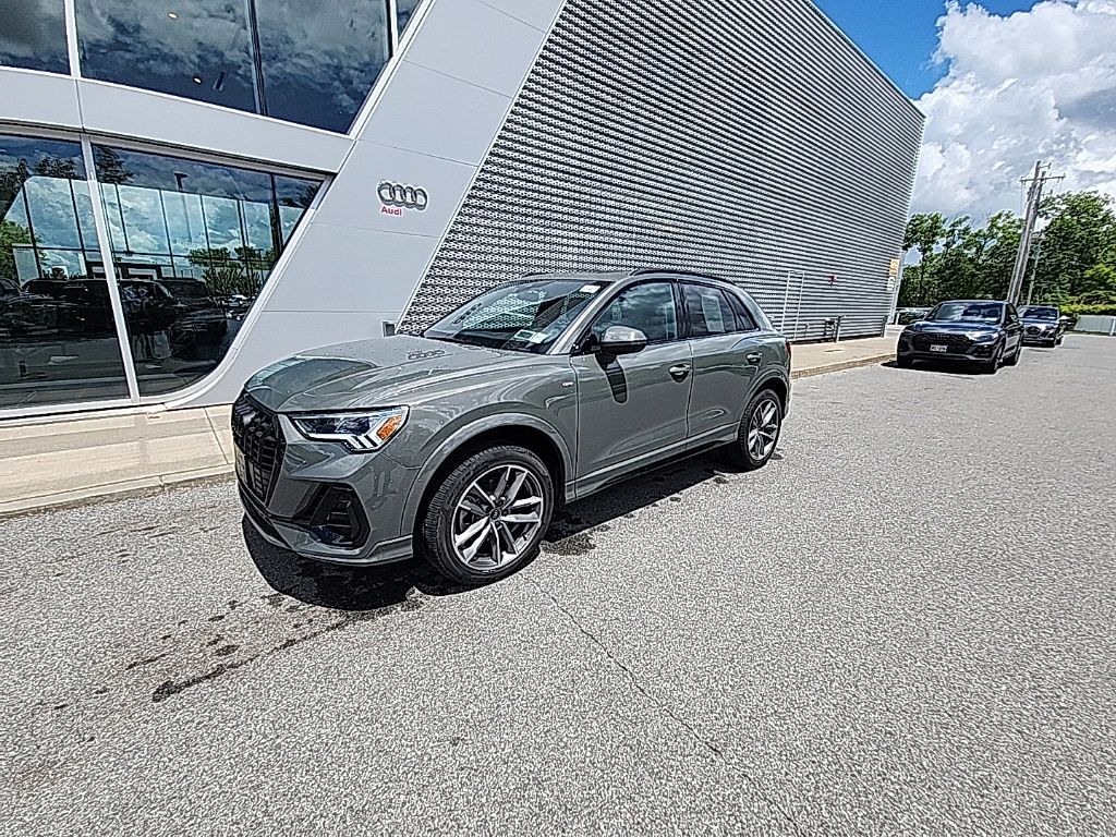 2023 Audi Q3 45 TFSI S Line Premium Plus quattro's photo