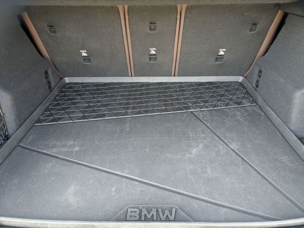 2025 BMW X1 28i - Photo 21