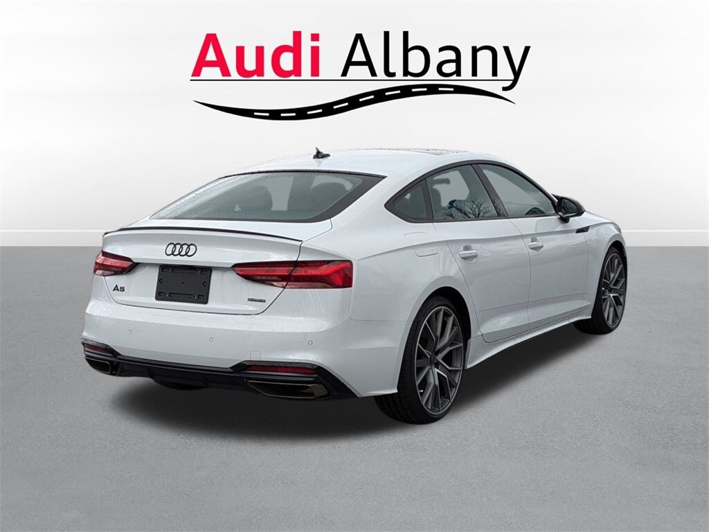 2025 Audi A5 45 S line Premium Plus photo 4