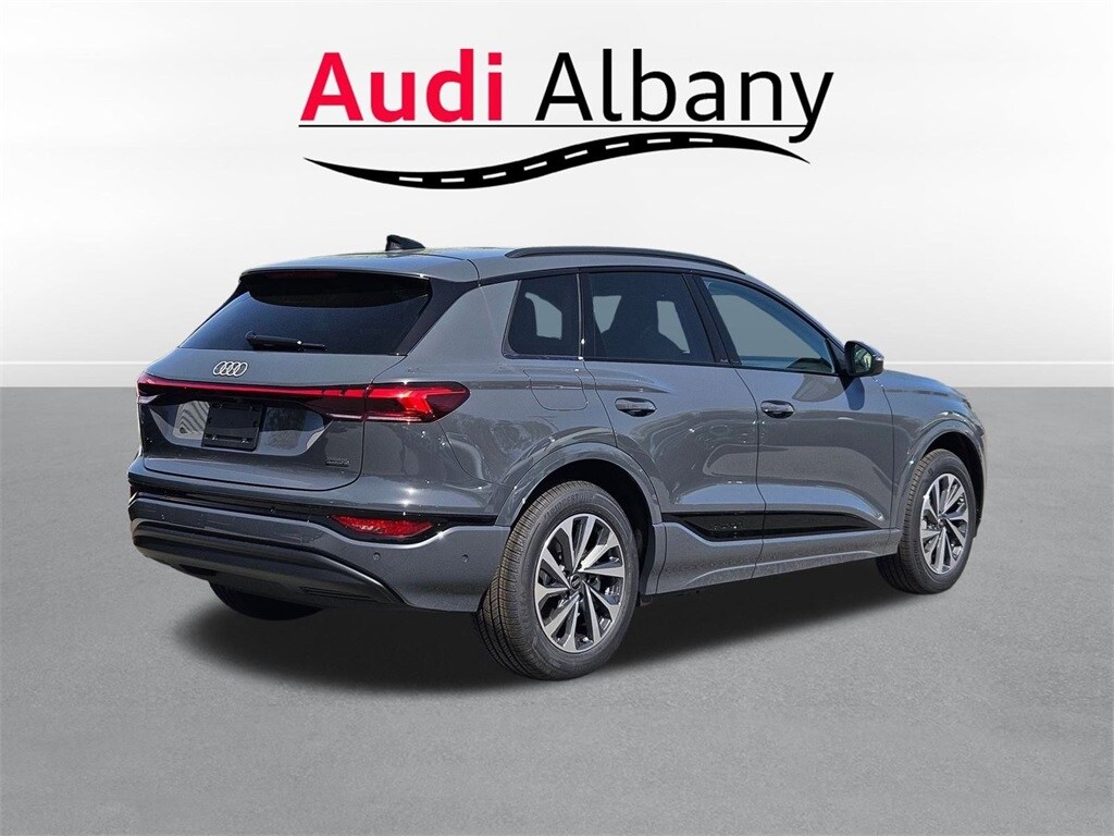 2025 Audi Q6 E-tron Premium Plus photo 4