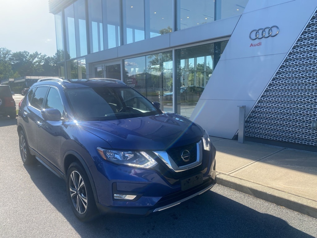Used 2020 Nissan Rogue SV with VIN JN8AT2MV8LW112452 for sale in Latham, NY