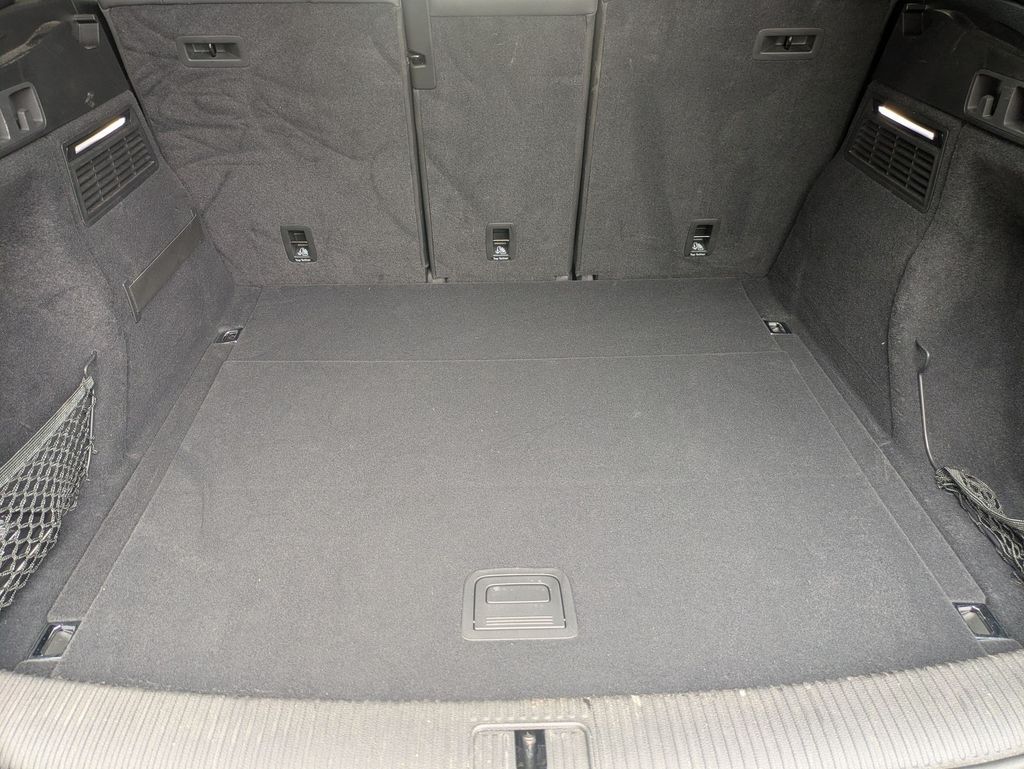 2025 Audi Q5 Premium - Photo 21