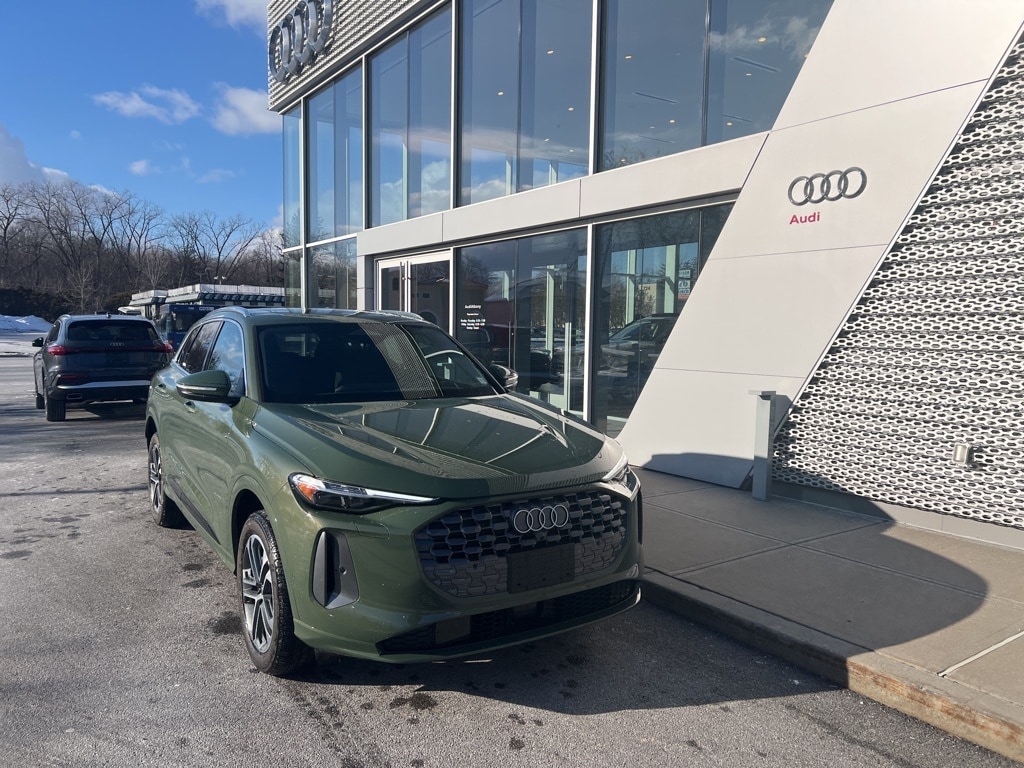 2025 Audi New Q5 Premium Plus's photo