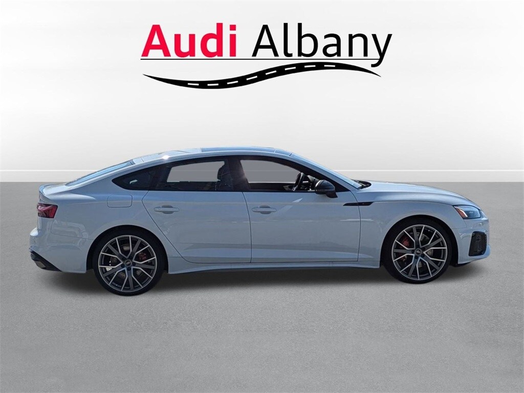 2025 Audi A5 45 S line Premium Plus photo 3