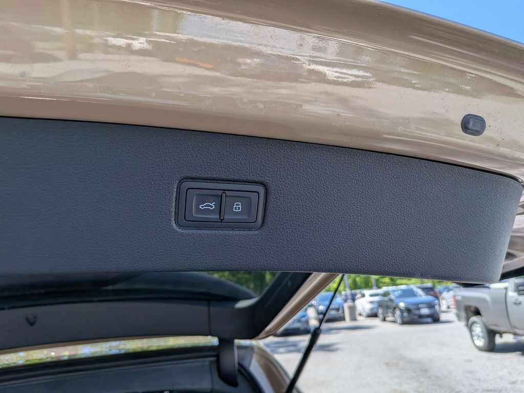 2025 Audi Q7 Prestige - Photo 21