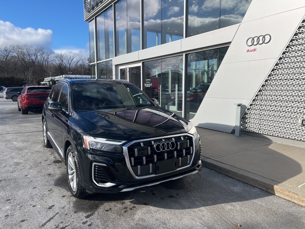 Certified 2025 Audi Q7 55 Premium Plus SUV