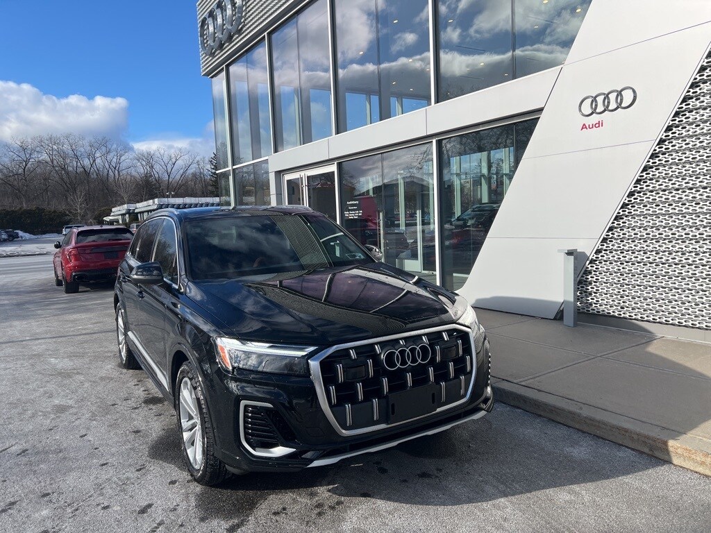Certified 2025 Audi Q7 55 Premium Plus SUV
