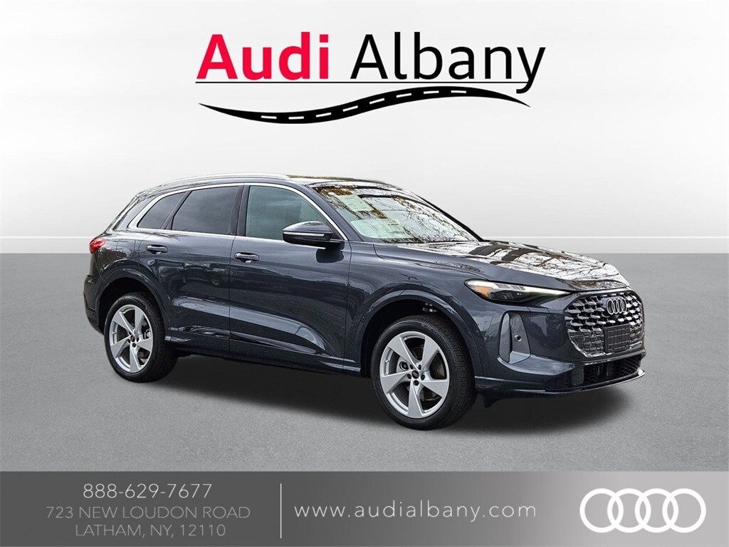 2025 Audi New Q5 Premium Plus's photo