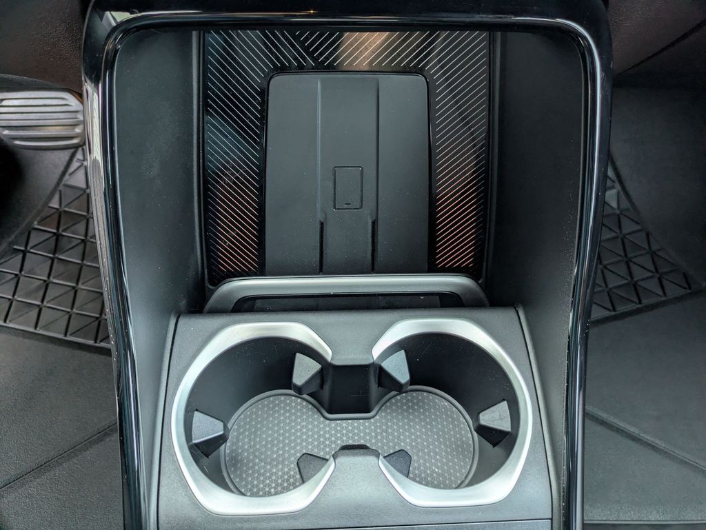 2025 BMW X1 28i - Photo 14