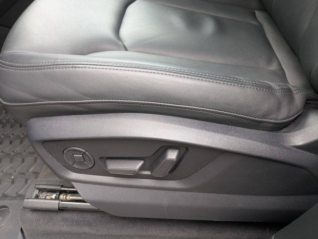2023 Audi Q7 Premium - Photo 8