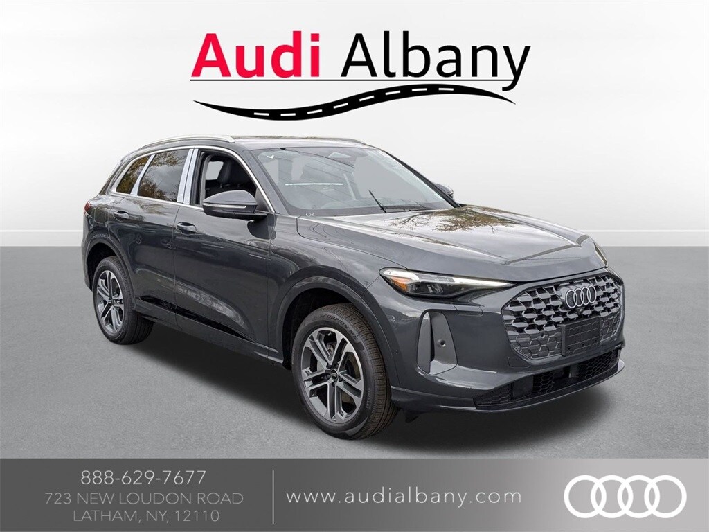 2025 Audi New Q5 Premium Plus's photo