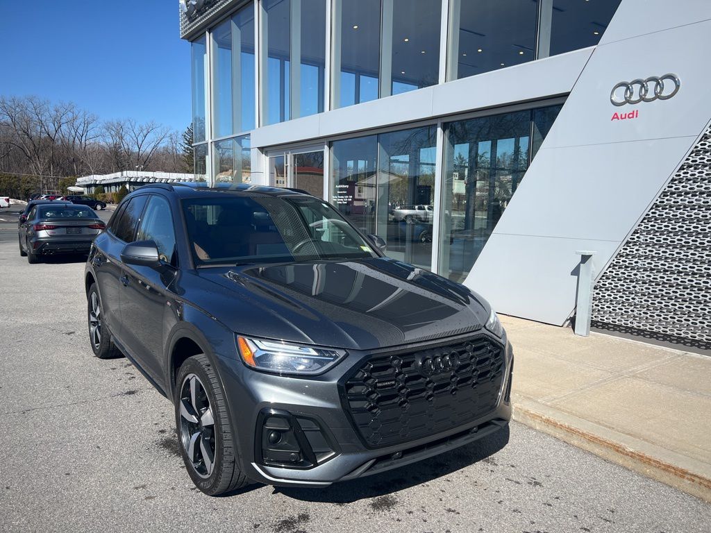 2023 Audi Q5 Premium Plus