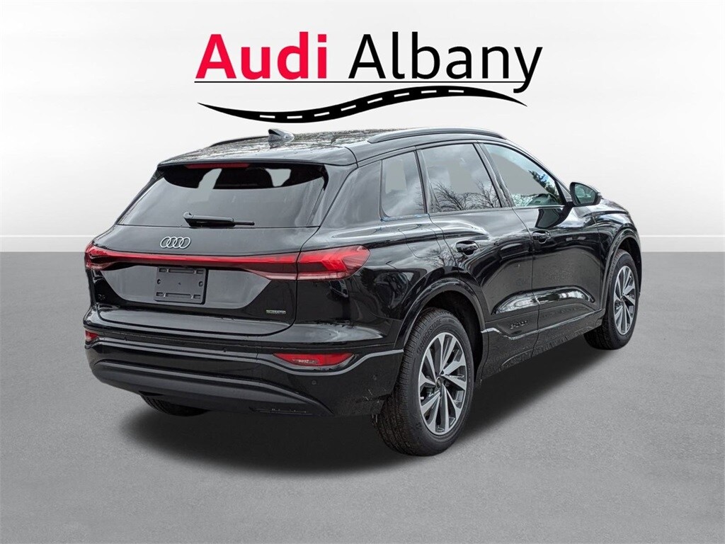 2025 Audi Q6 E-tron Premium Plus photo 4
