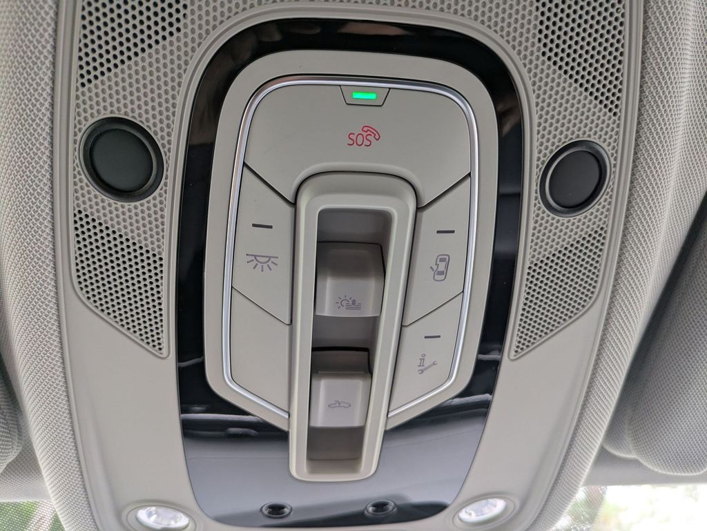 2023 Audi Q7 Premium - Photo 16