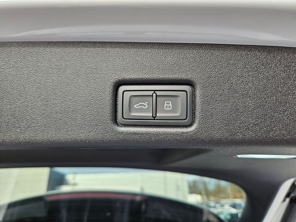 2025 Audi Q5 Premium Plus - Photo 23