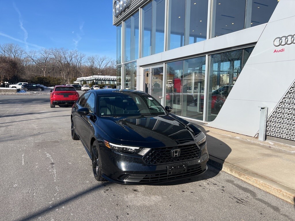 Used 2023 Honda Accord Hybrid Sport-L Sedan
