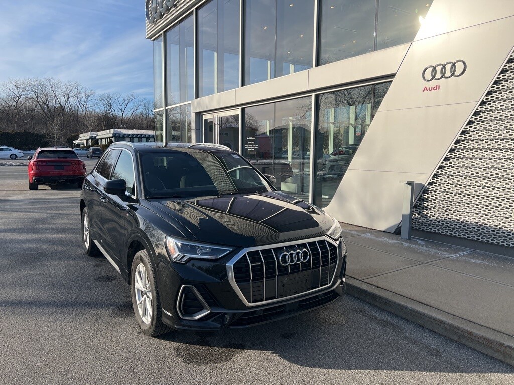 Certified 2023 Audi Q3 Premium SUV