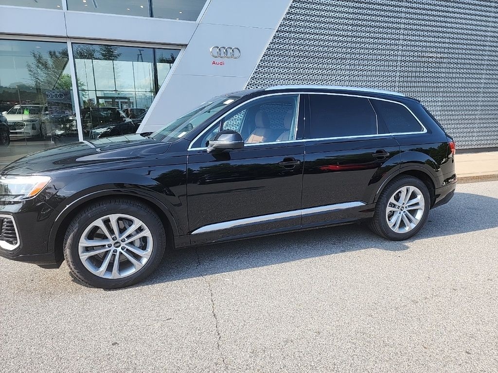 Certified 2026 Audi Q7 55 Premium Plus SUV