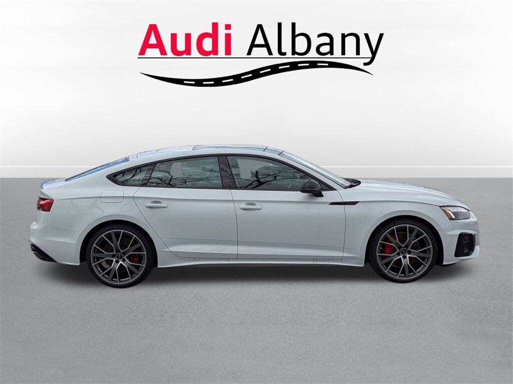 2025 Audi A5 45 S line Premium Plus photo 3