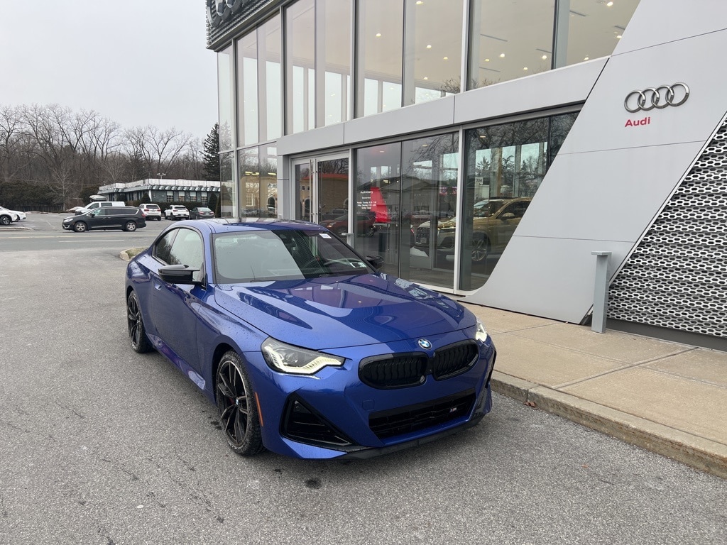 2025 BMW 2 Series M240i's photo