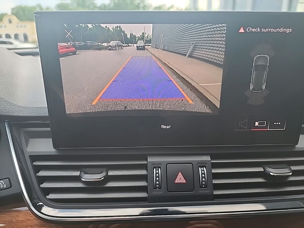 2023 Audi Q5 Premium - Photo 24