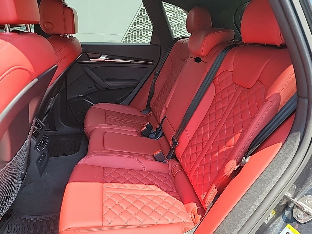 2024 Audi SQ5 Premium Plus - Photo 8