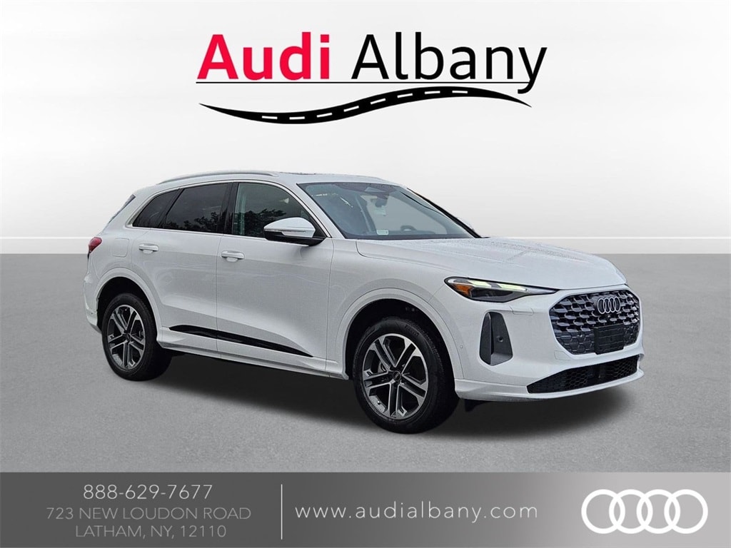 2025 Audi New Q5 Premium's photo