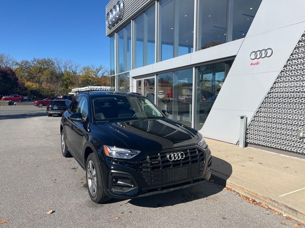 Used 2025 Audi Q5 40 Premium SUV