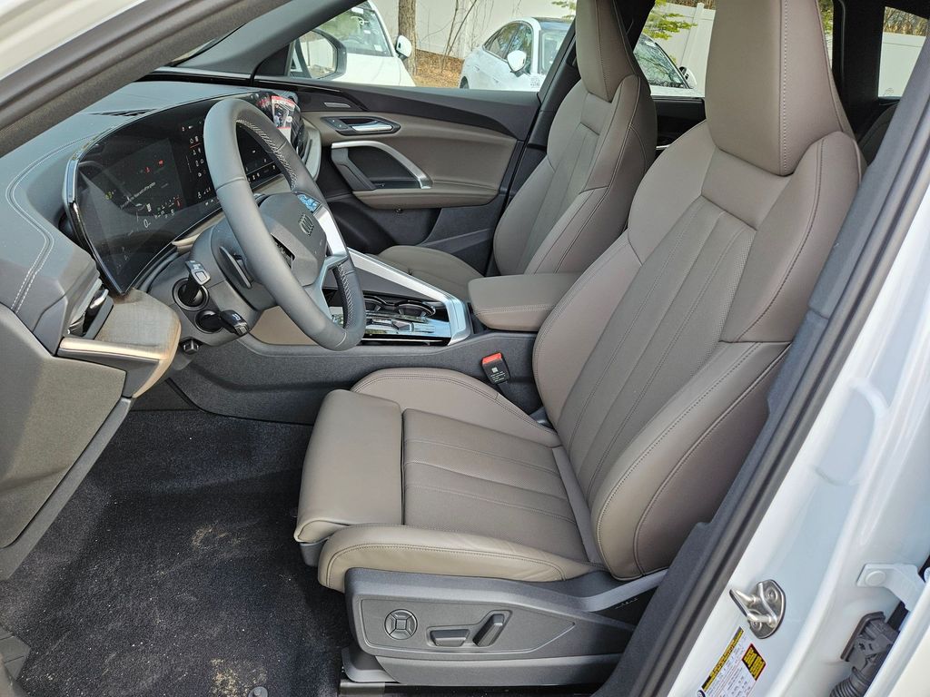 2025 Audi Q5 Premium Plus - Photo 8
